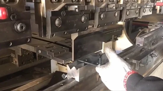 Bullone in alluminio formato stampaggio lamiera di fabbrica OEM Cina